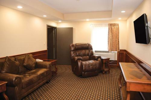 Hotel Quality Inn & Suites Starlite Village Conference