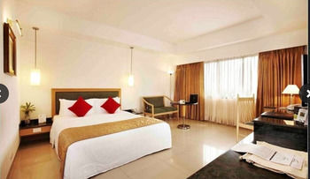 Hotel Savera