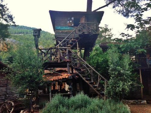 Albergue Kadir's Top Tree Houses