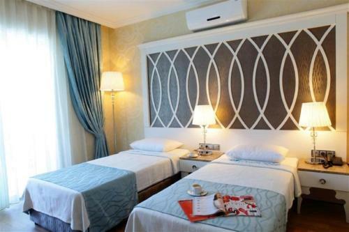 Ocean Blue High Class Hotel & Spa