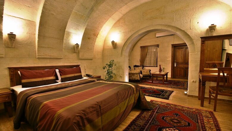 Posada Stone House Cave Hotel
