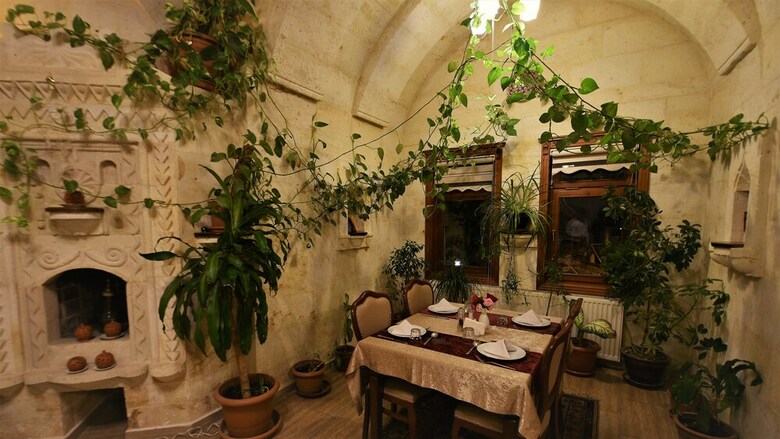 Posada Stone House Cave Hotel