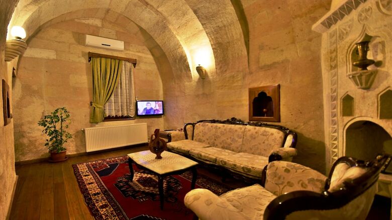 Posada Stone House Cave Hotel