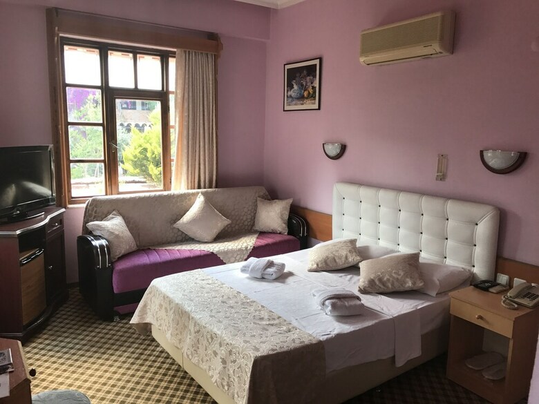 Hotel Karyatit Kaleici