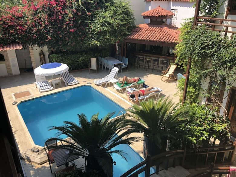 Hotel Karyatit Kaleici