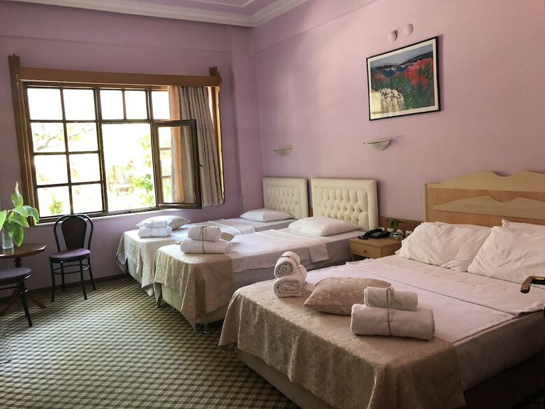 Hotel Karyatit Kaleici