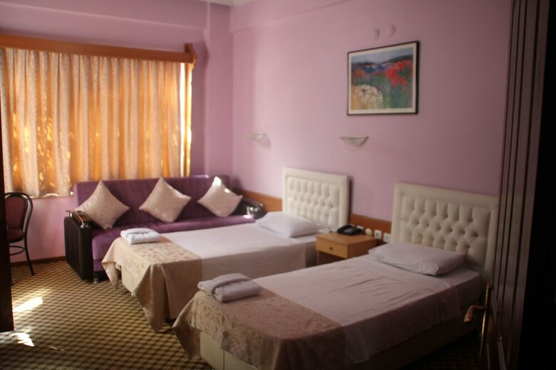 Hotel Karyatit Kaleici
