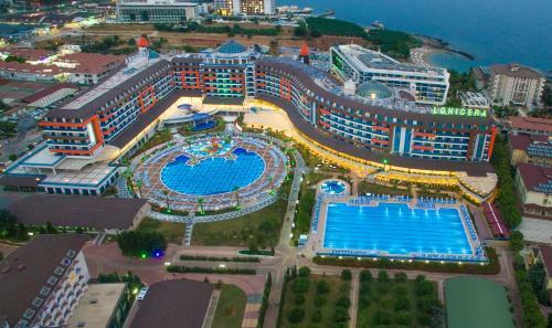 Lonicera Resort & Spa Hotel