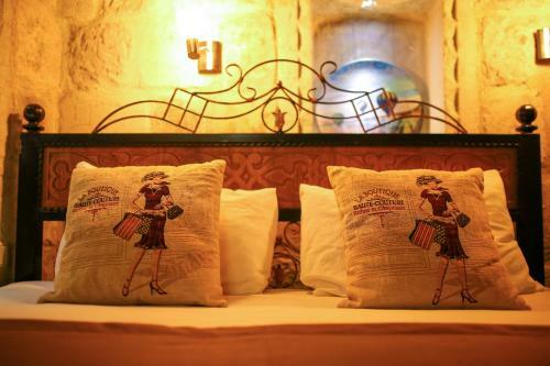 Bedrock Cave Hotel