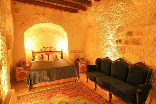 Bedrock Cave Hotel