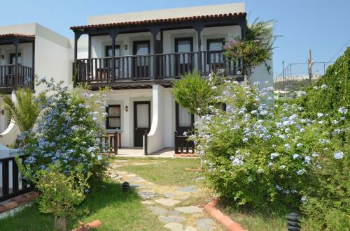 Salinas Beach Hotel