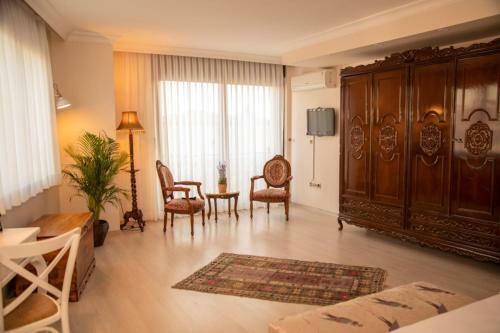 Hotel Teddy Luxury Ala�at?