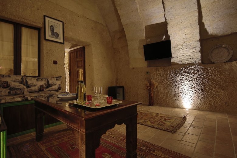 Hotel Mystic Cave House