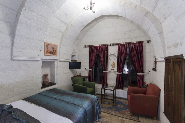 Hotel Mystic Cave House