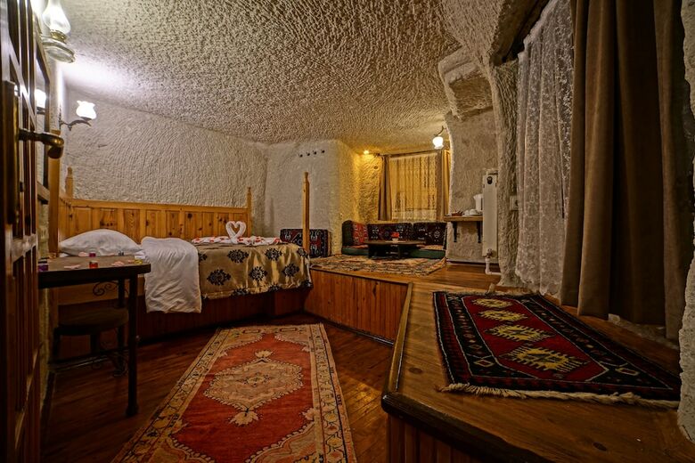 Posada Melek Cave Hotel