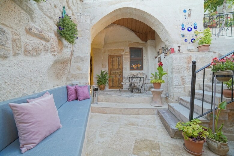 Posada Melek Cave Hotel