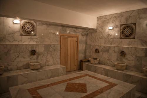 Grand Emir Spa Hotel
