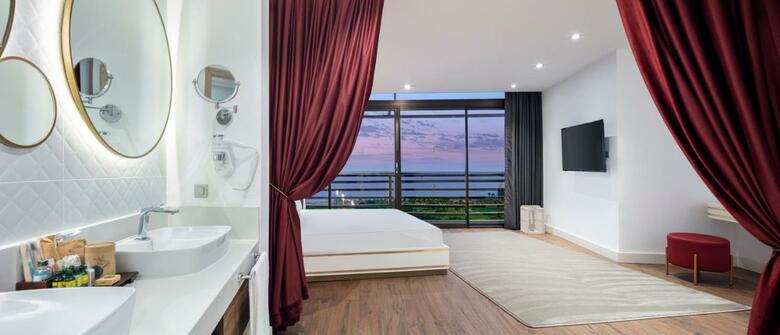 Kervansaray Lara Hotel