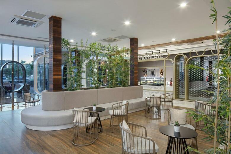 Kervansaray Lara Hotel