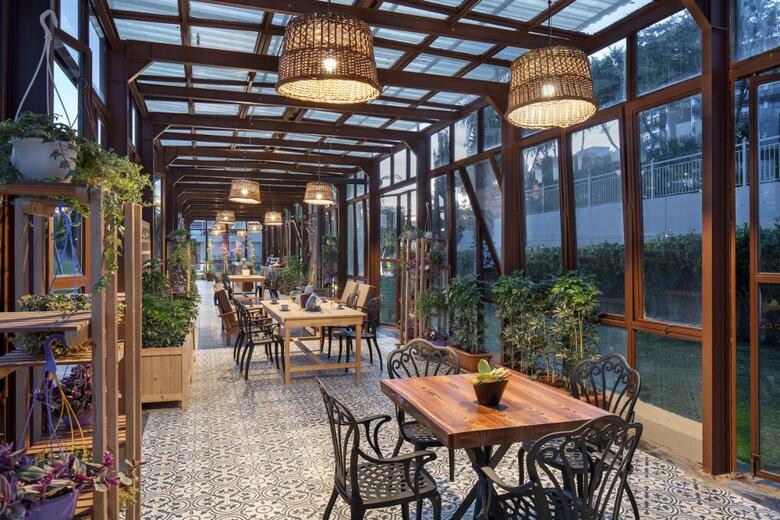 Kervansaray Lara Hotel