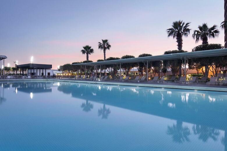 Kervansaray Lara Hotel