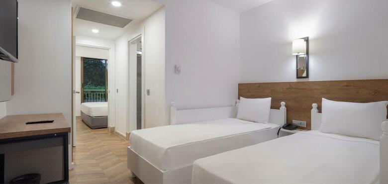 Kervansaray Lara Hotel