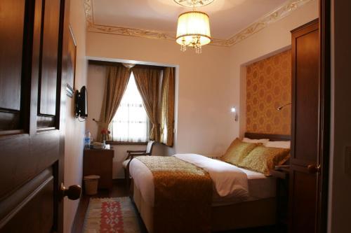 Bed & Breakfast Old City Luxx Boutique Hotel