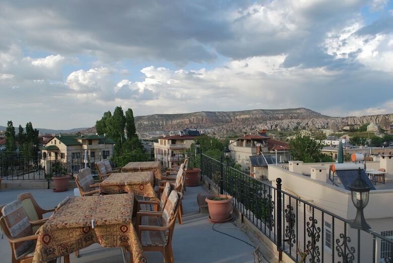Hotel Emre's Stone House