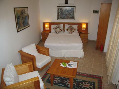 Lycia Hotel