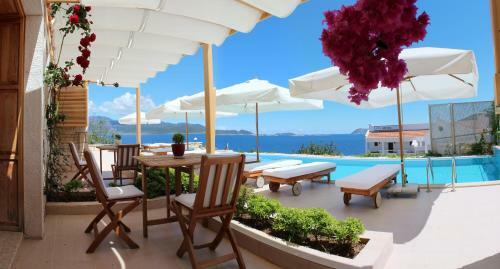 Lycia Hotel