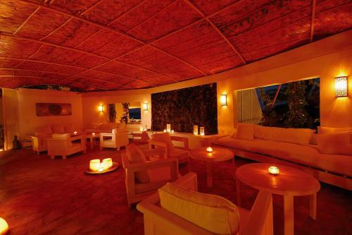 Lycia Hotel