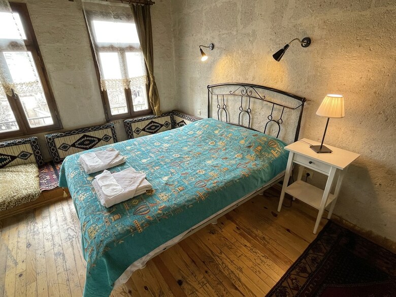 Hostal Karadut Cave Hotel