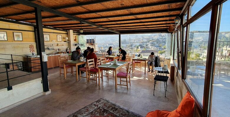 Hostal Karadut Cave Hotel