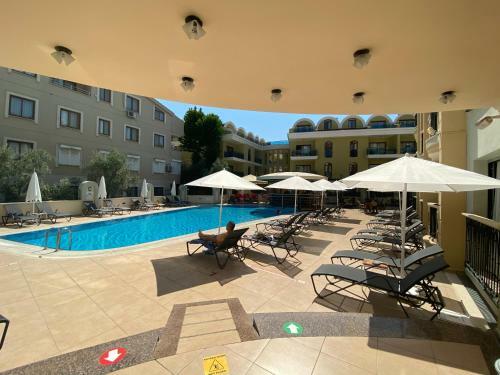 Hotel Club Karakas