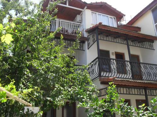 Villa Ozalp Apartments