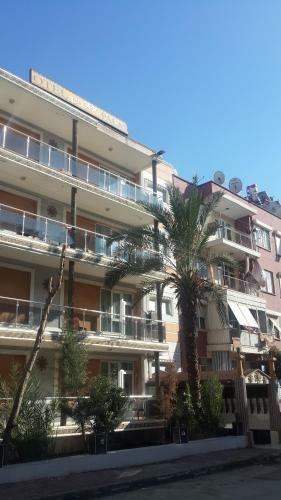 Albergue Uyar Palace