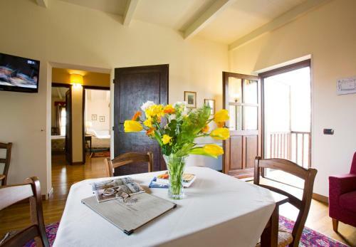Albergue Relais Castello Di Razzano