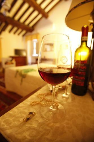 Albergue Relais Castello Di Razzano