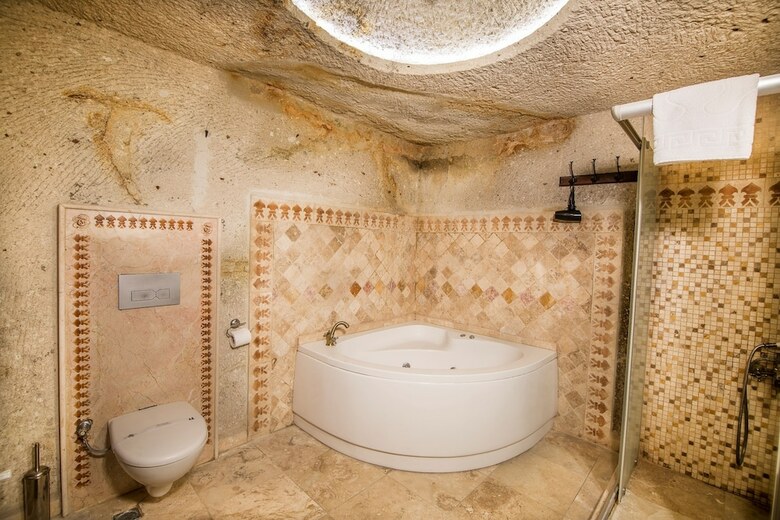 Hotel Elegance Cave Suites