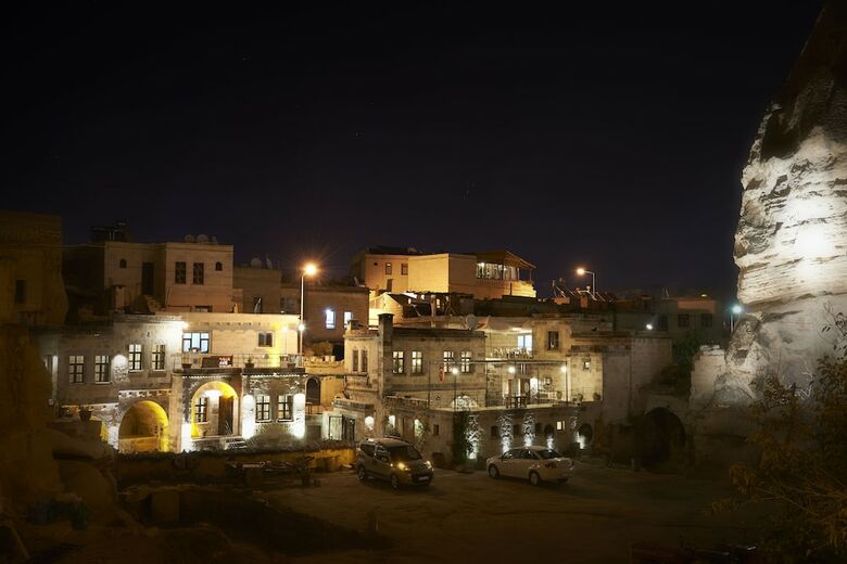 King Cave Hotel By Traveller's