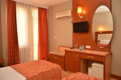 Kleopatra Dreams Beach Hotel