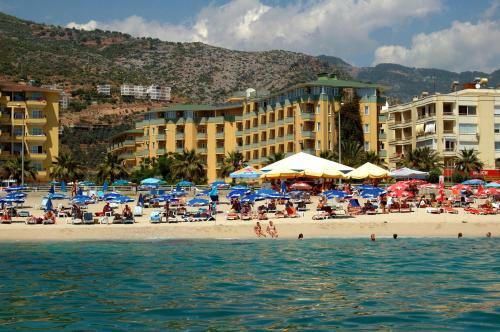 Kleopatra Dreams Beach Hotel