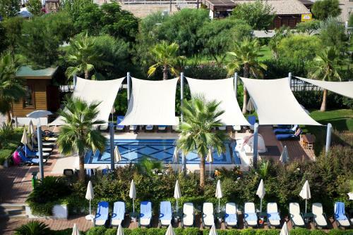 Trendy Verbena Beach Hotel