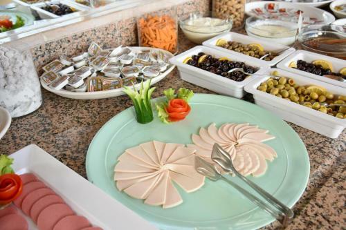 Belcehan Deluxe Hotel