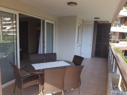 Apartamento Riverside Resort Property