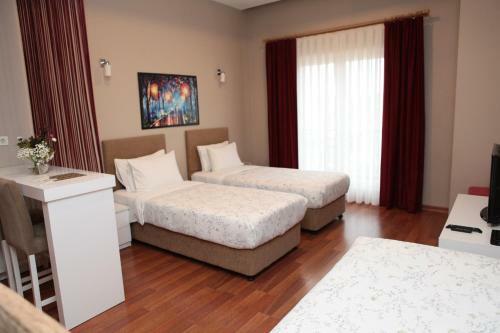 Expoist Hotel
