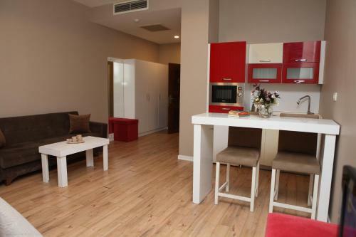 Expoist Hotel