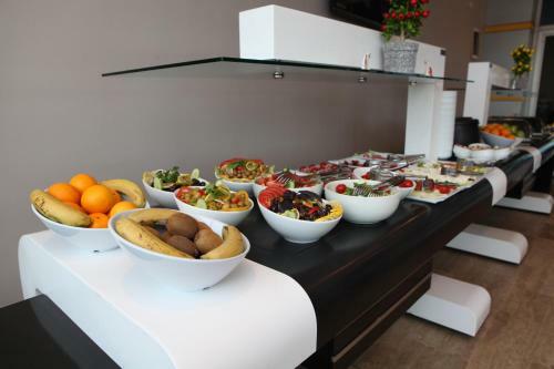 Expoist Hotel