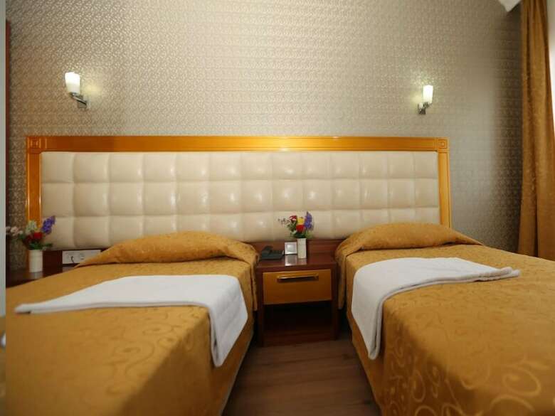 Kayalar Hotel