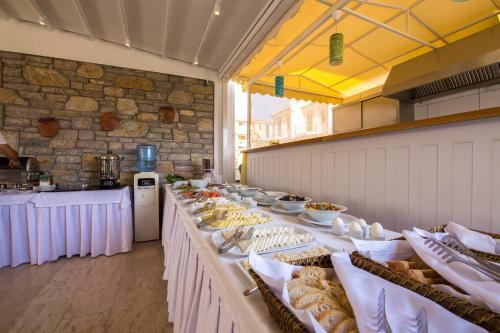 Bed & Breakfast Datca Beyaz Ev Hotel